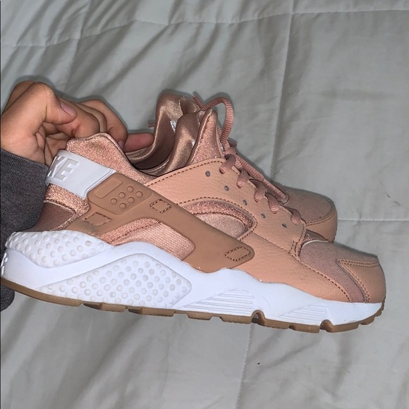 rose gold huaraches shoes